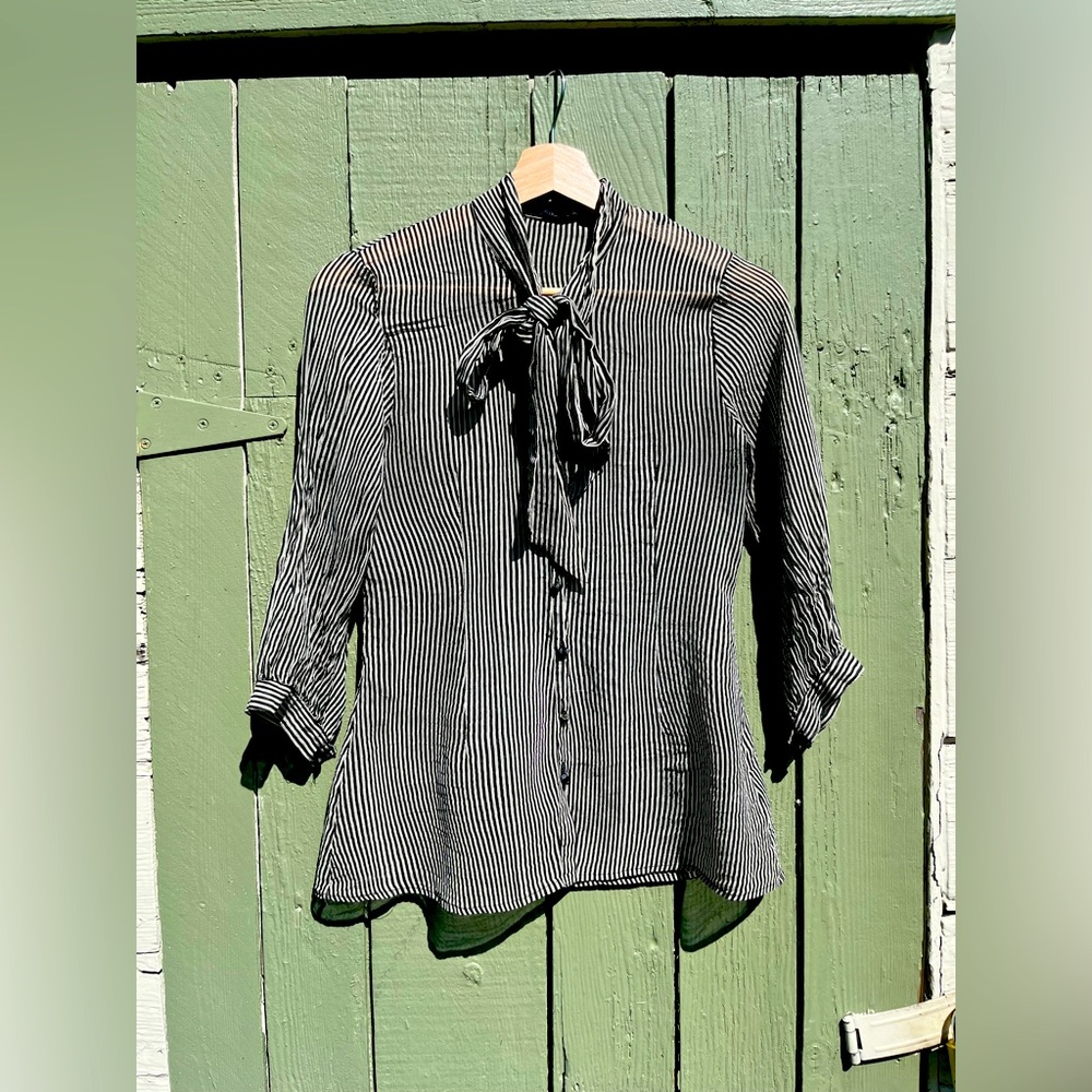 Lip Service Blacklist 2000s Pussybow blouse